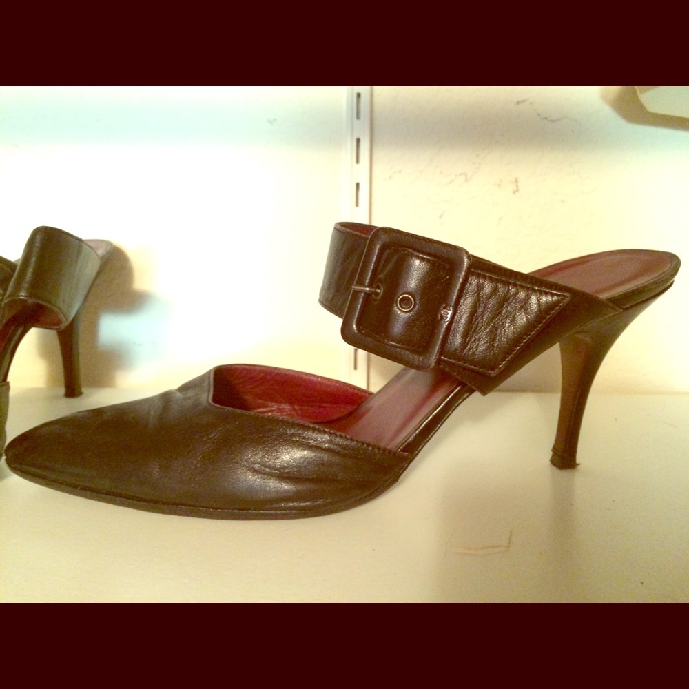 Chanel - Pointy-Toe Mules
